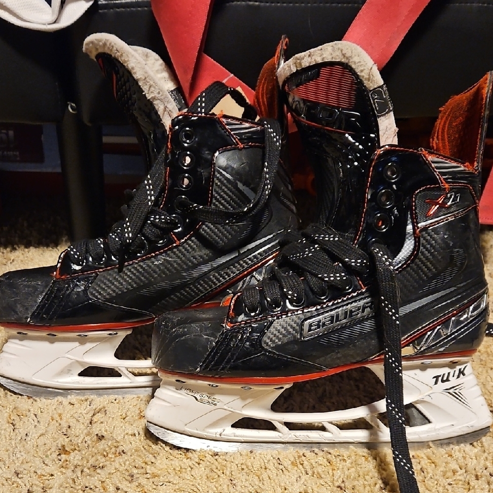 Bauer Vapor Skates Senior Size 7D